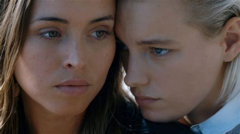 mother daughter lesbian seduction|The 19 Best Lesbian Movies on Netflix Right Now 